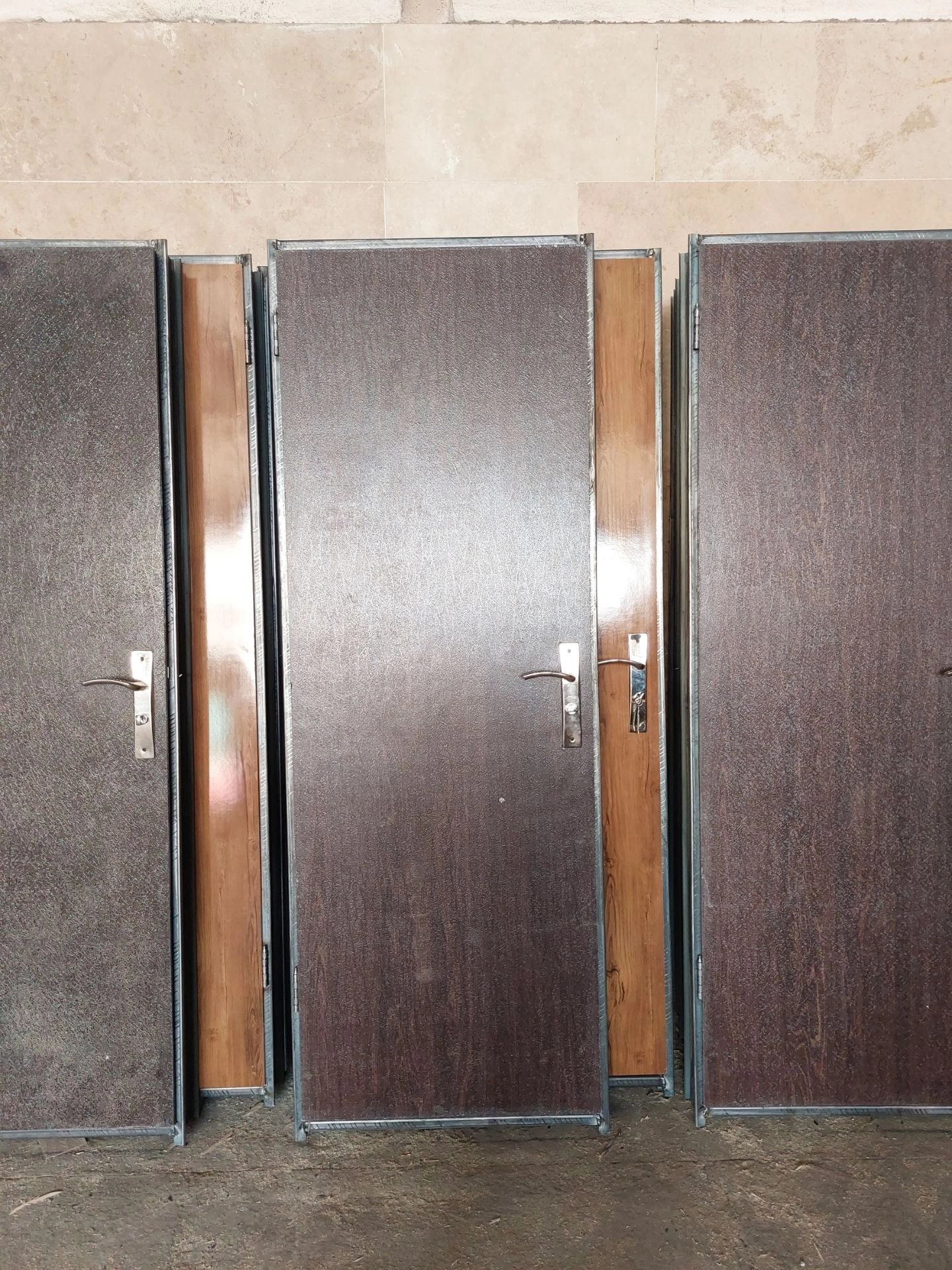 درب سرویسی ABS گردوتیره