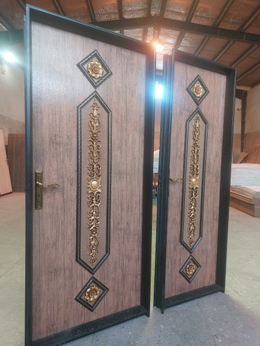 درب سرویسی زوار خور نمای جلو