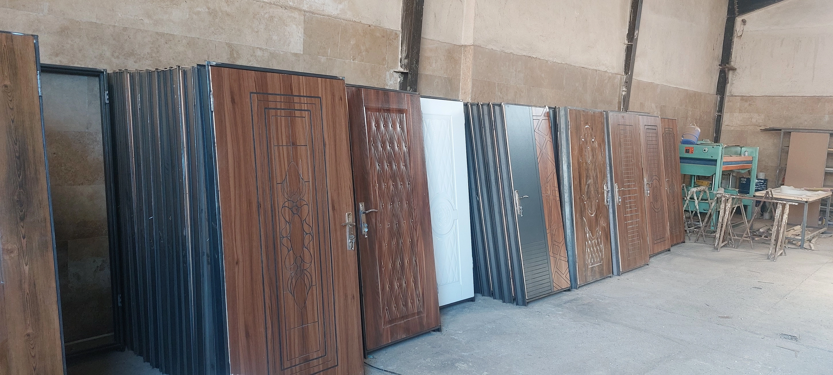 کارگاه تولیدی درب درین