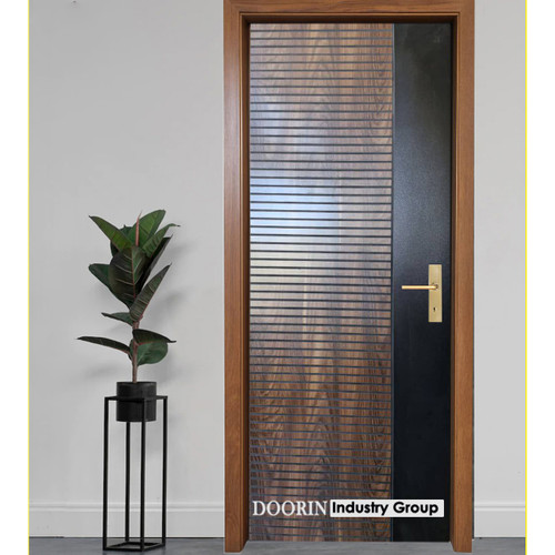 درب داخلی ماکان