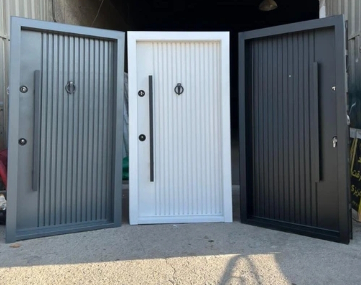 درب ضد سرقت رویه فلزی الین رنگ سفید