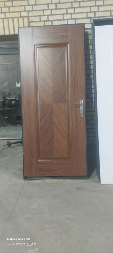 درب اتاق خواب چوبی