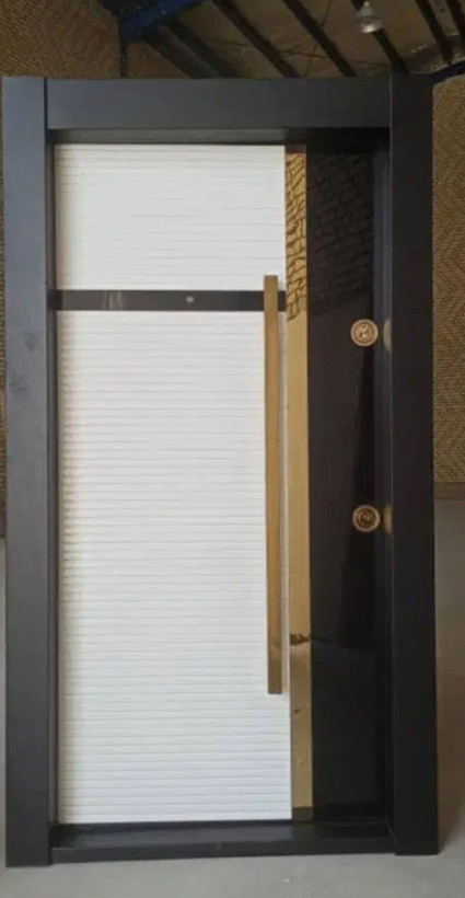 در ضد سرقت سفید